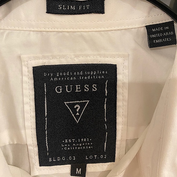 **LIKE NEW** M GUESS White Button-Up. Size M. Slim Fit. - Picture 3 of 5